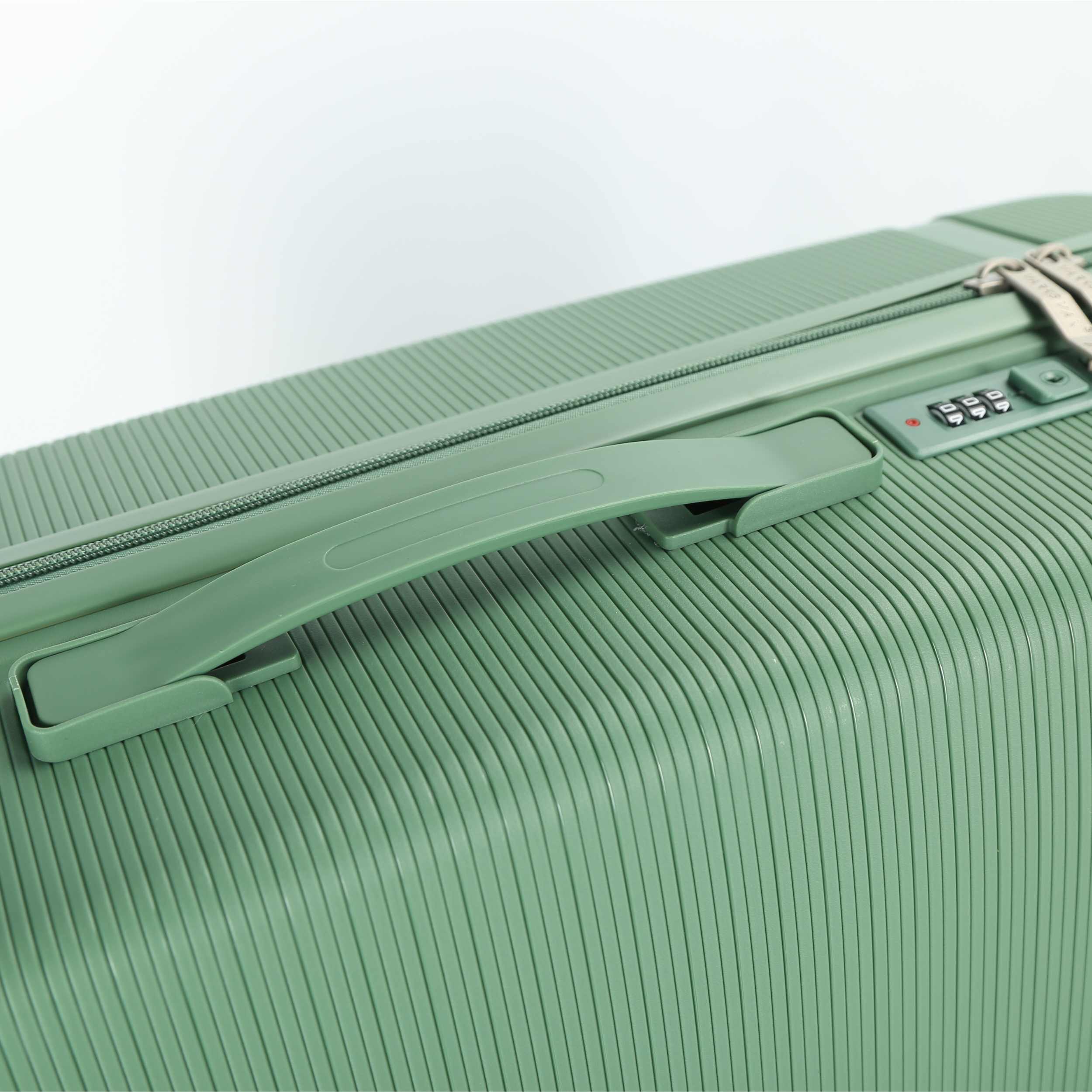 Juego de 3 Maletas – Polipropileno (XL-75cm) (L-65cm) (S-55cm) – Verde Pastel