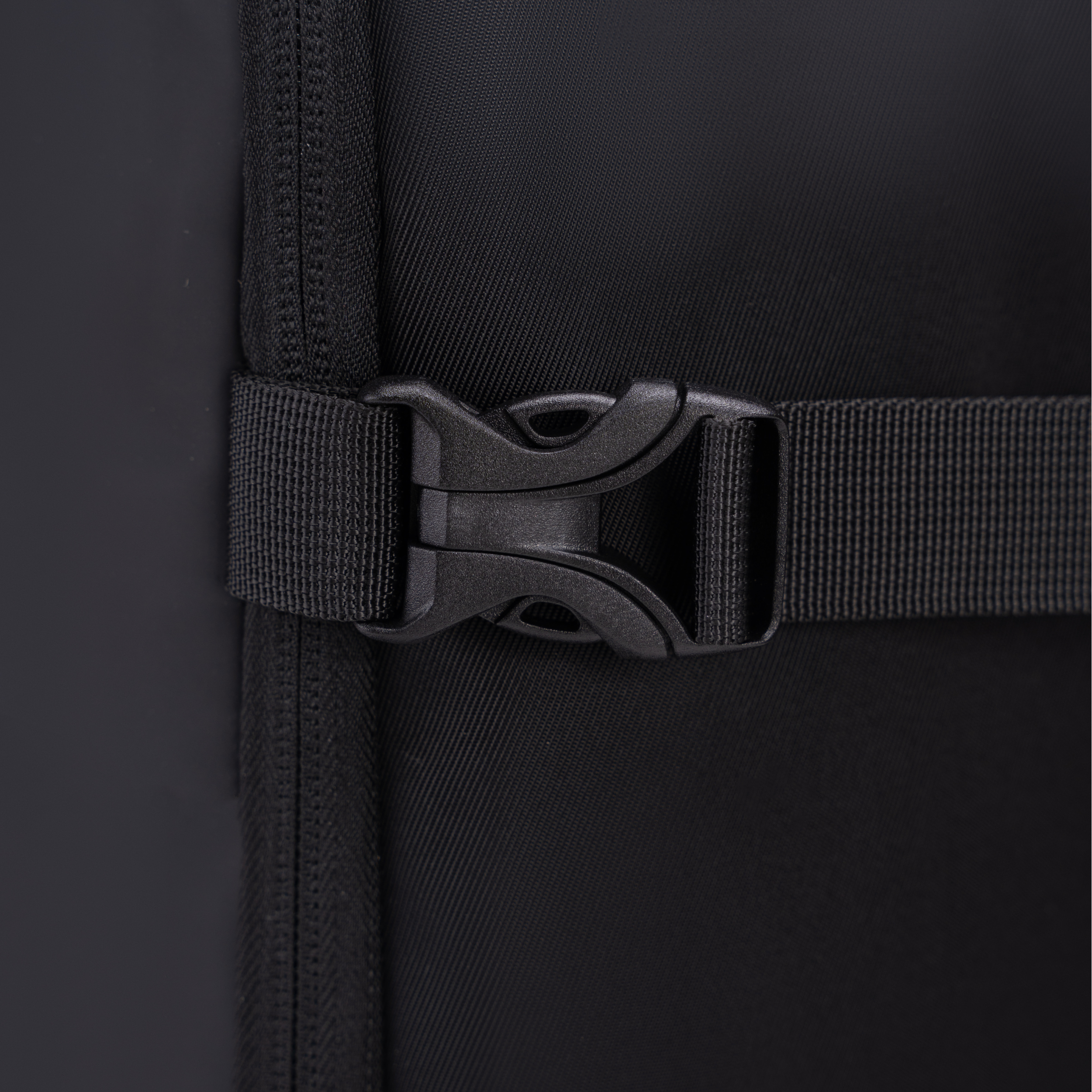 Mochila CELIMS sellada al vacío 40x30x20 - Equipaje de mano - Impermeable - Negra