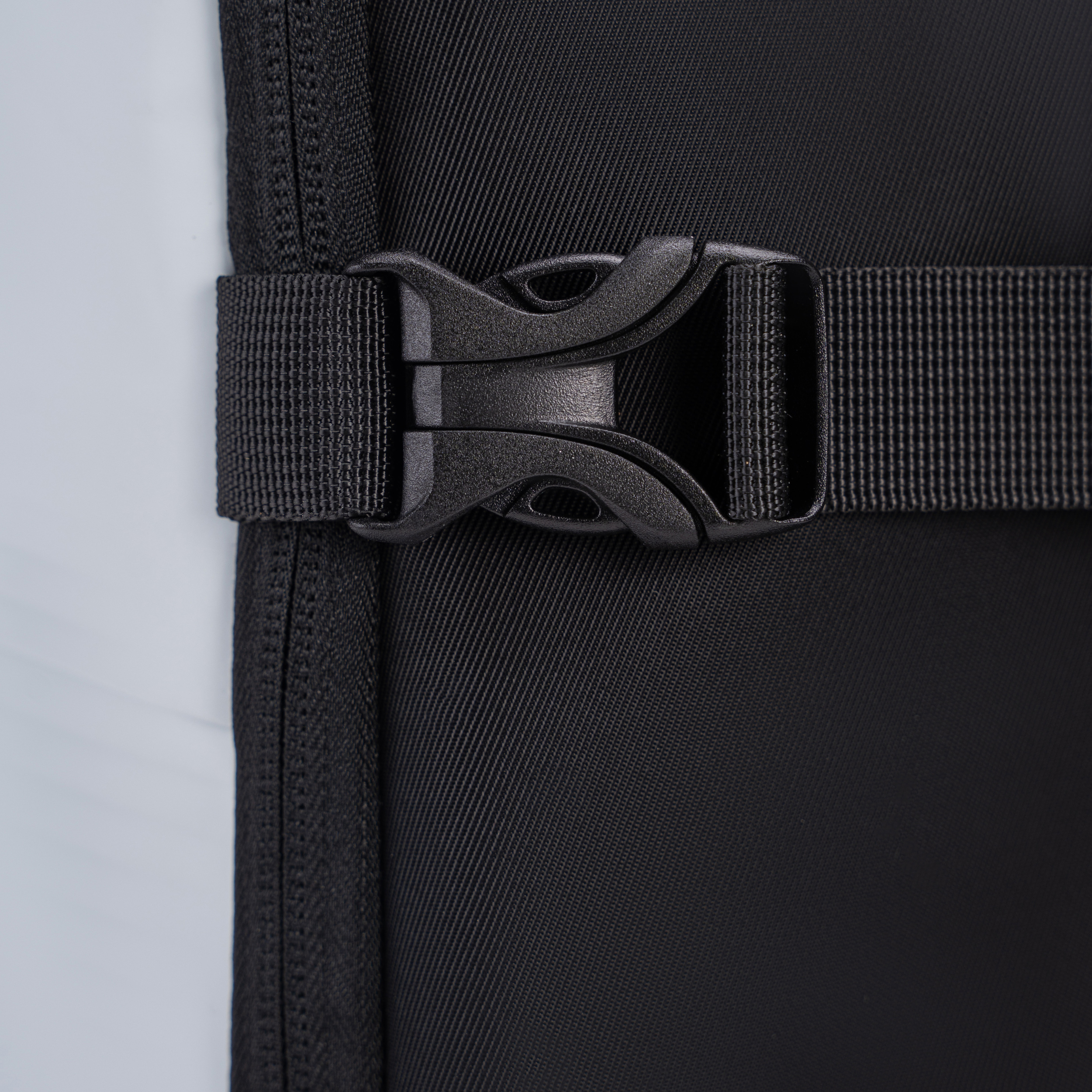 Mochila CELIMS 40x30x20 - Equipaje de mano - Impermeable - Negra